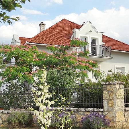 Albizia Apartments Balatonfüred Exteriör bild