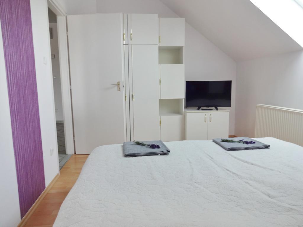 Albizia Apartments Balatonfüred Exteriör bild